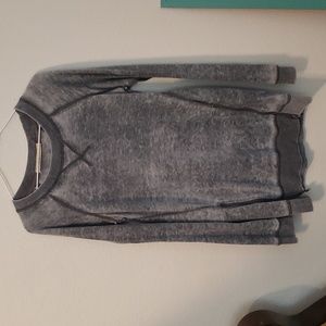 Gray sweatshirt